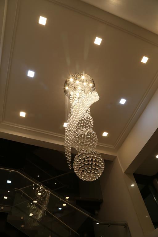 Hotel Metropolis ฮูบลิ ภายนอก รูปภาพ