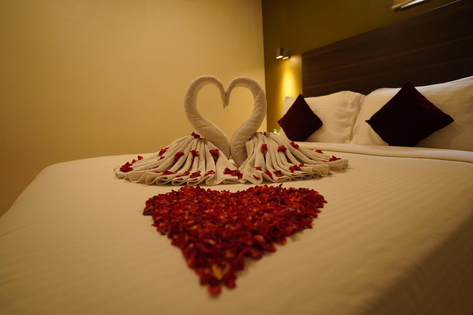 Hotel Metropolis ฮูบลิ ภายนอก รูปภาพ